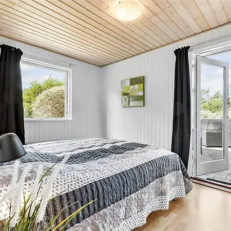 M155-vaeggerlose-avnbogvej-42 * Bøtø By